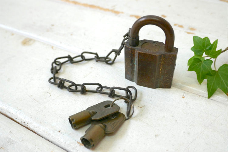 US SET DYNALOK USミリタリー ナンバー入り 真鍮製 チェーン 鍵２本付き ヴィンテージ アメリカ軍用 南京錠 パッドロック 鍵 USA