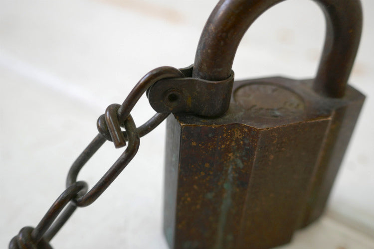 US SET DYNALOK USミリタリー ナンバー入り 真鍮製 チェーン 鍵２本付き ヴィンテージ アメリカ軍用 南京錠 パッドロック 鍵 USA