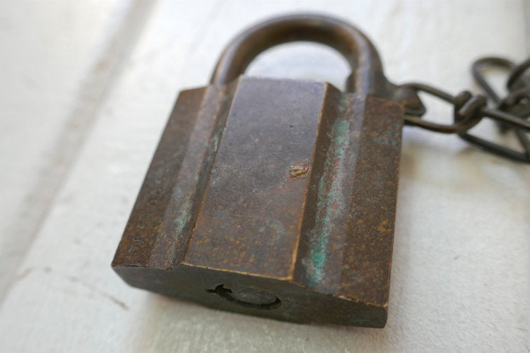 US SET DYNALOK USミリタリー ナンバー入り 真鍮製 チェーン 鍵２本付き ヴィンテージ アメリカ軍用 南京錠 パッドロック 鍵 USA