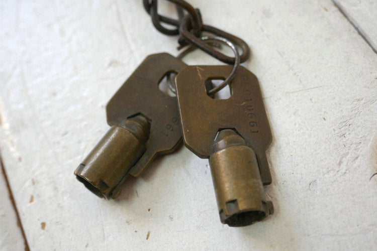 US SET DYNALOK USミリタリー ナンバー入り 真鍮製 チェーン 鍵２本付き ヴィンテージ アメリカ軍用 南京錠 パッドロック 鍵 USA