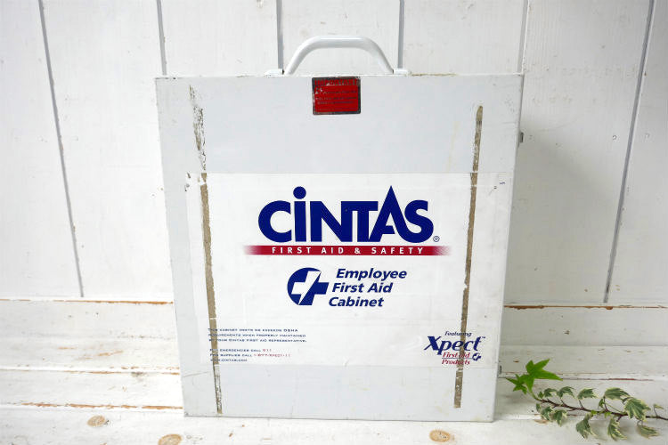 Cintas First Aid & Safety ファーストエイド 3段式 メタル製 救急箱 キャビネット 棚 メディスンキャビネット USA