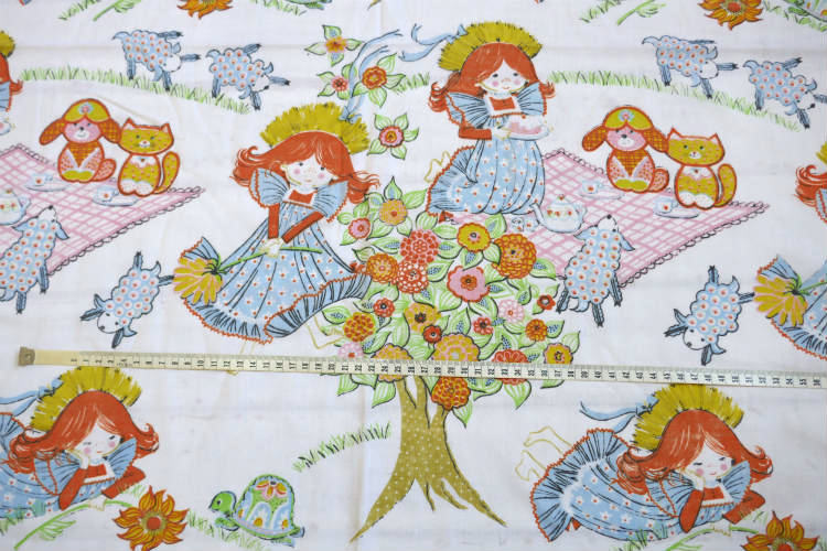 レトロ 女の子 ネコ 犬 羊 動物 ピクニック メルヘン ヴィンテージ ユーズドシーツ(1/2) USA