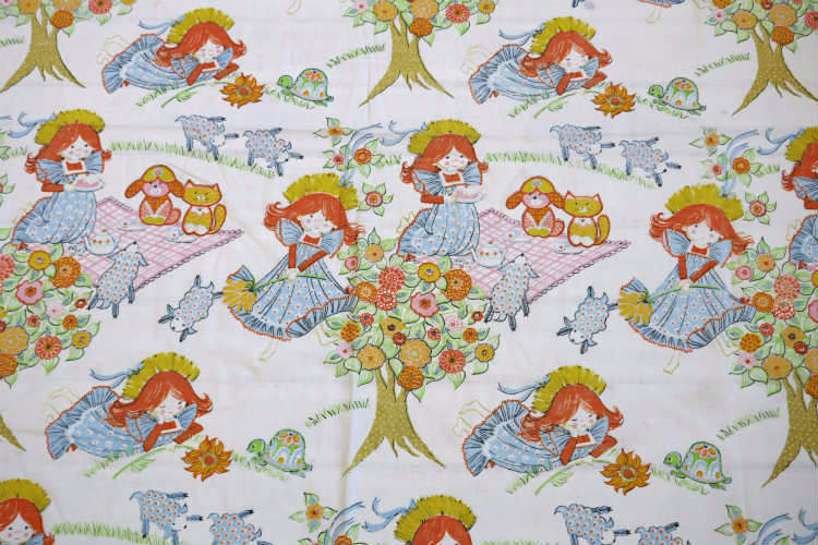 レトロ 女の子 ネコ 犬 羊 動物 ピクニック メルヘン ヴィンテージ ユーズドシーツ(1/2) USA