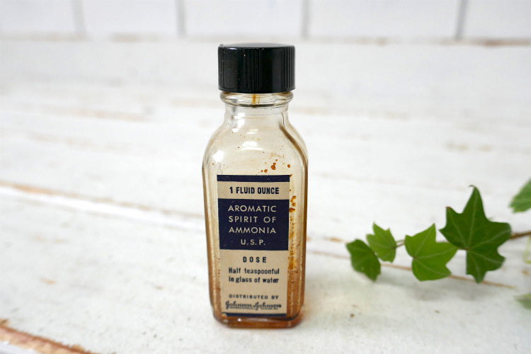 AROMATIC SPIRIT OF AMMONIA USP ジョンソン＆ジョンソン アンモニア ヴィンテージ ガラス容器 薬瓶 パッケージ紙箱付き