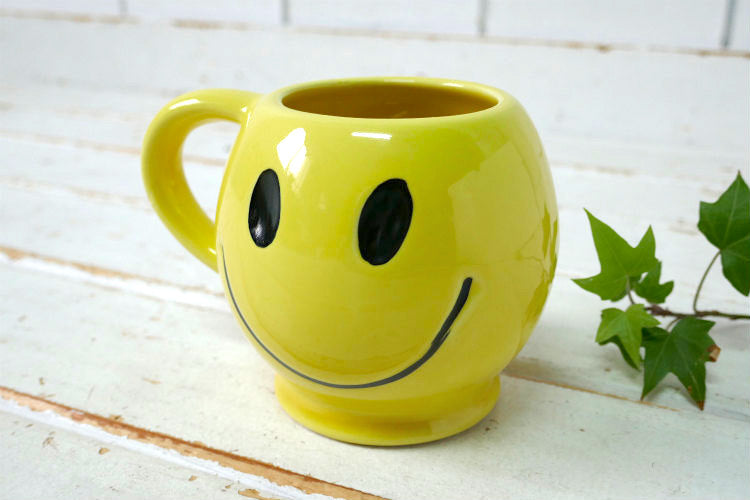 McCoy マッコイ スマイル スマイリー イエロー 陶器製 70's ヴィンテージ マグカップ 食器 USA