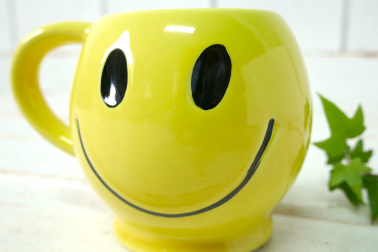 McCoy マッコイ スマイル スマイリー イエロー 陶器製 70's ヴィンテージ マグカップ 食器 USA