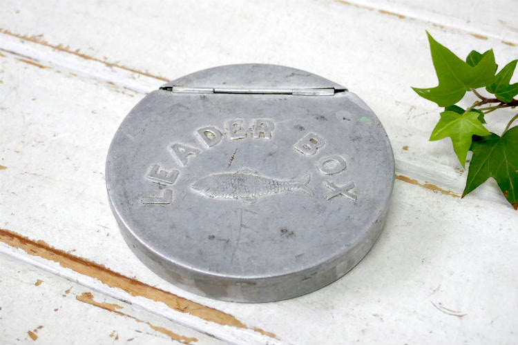 LEADER BOX アルミ製 ヴィンテージ ケース ルアー&フライ フィッシング 釣り道具 USA タックルボックス