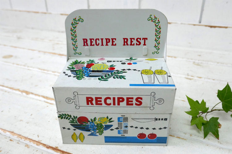 RECIPES RECIPE REST レトロ フルーツ柄 折り畳み式 カードスタンド レシピカード付き ティン製 50's ヴィンテージ レシピボックス レシピ缶 里帰り品