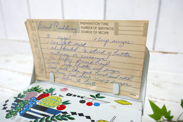 RECIPES RECIPE REST レトロ フルーツ柄 折り畳み式 カードスタンド レシピカード付き ティン製 50's ヴィンテージ レシピボックス レシピ缶 里帰り品