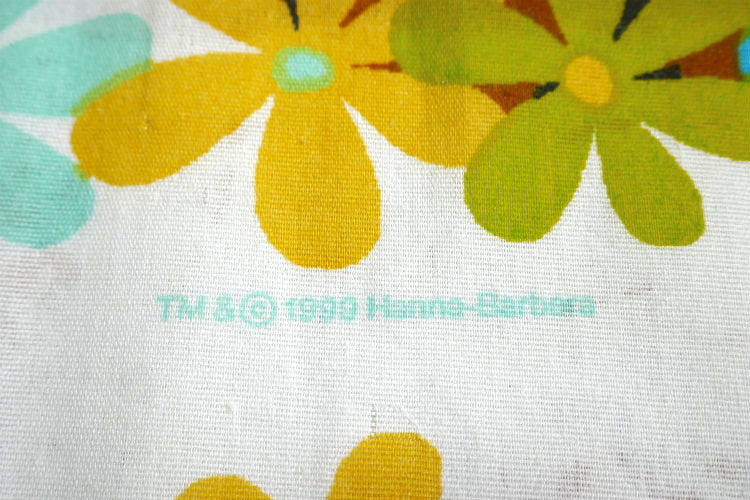 スクービードゥー クルッパー 犬 カラフル 花柄 フラワー アニメ ヴィンテージ ユーズドシーツ(フラットタイプ) USA