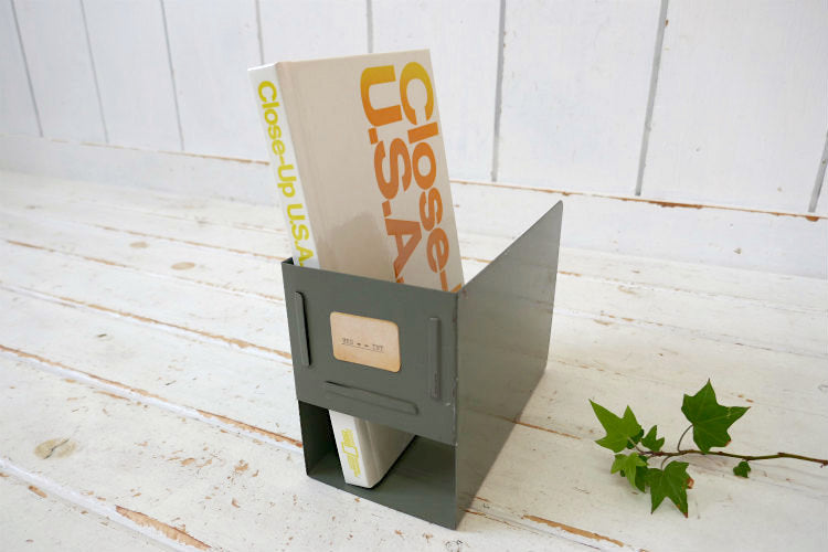 HFS TNT インダストリアル USA 工業系 メタル製 ヴィンテージ 引き出し ブックスタンド 本立て