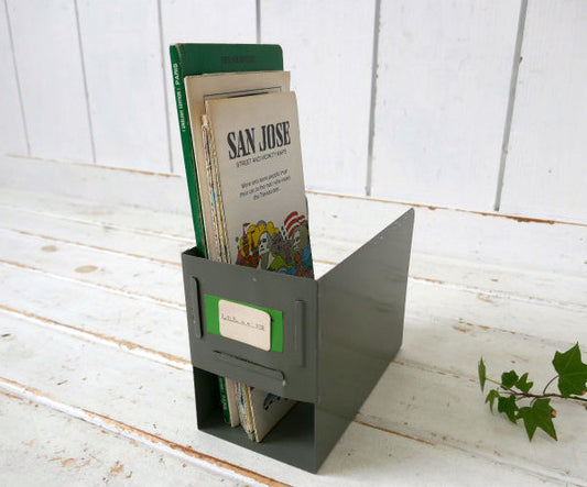 RRB SCHインダストリアル USA 工業系 メタル製 ヴィンテージ 引き出し ブックスタンド 本立て