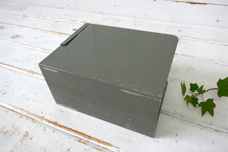 RRB SCHインダストリアル USA 工業系 メタル製 ヴィンテージ 引き出し ブックスタンド 本立て