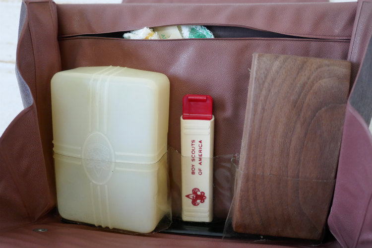 Boy Scouts Toilet Kit ボーイスカウト トラベルセット ソープケース 歯ブラシ ブラシ コーム デッドストック ヴィンテージ トイレタリーキット 洗面用具 USA キャンプ