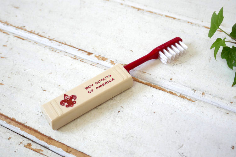 Boy Scouts Toilet Kit ボーイスカウト トラベルセット ソープケース 歯ブラシ ブラシ コーム デッドストック ヴィンテージ トイレタリーキット 洗面用具 USA キャンプ