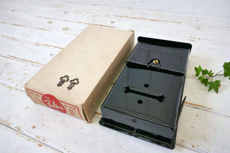 THE Fulton 鍵２本＆新聞受け付き ブラック エナメル デッドストック ヴィンテージ メールボックス 郵便受け ポスト USA