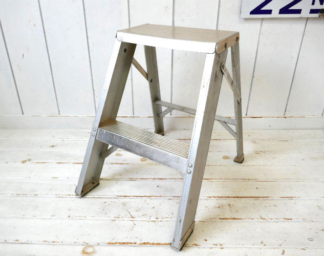 アメリカンビンテージ  アルミ製 ヴィンテージ ステップラダー 脚立 ガレージ ガーデニング USA