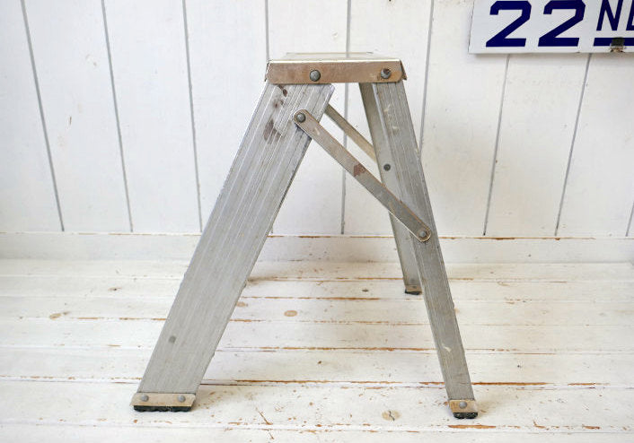 アメリカンビンテージ  アルミ製 ヴィンテージ ステップラダー 脚立 ガレージ ガーデニング USA