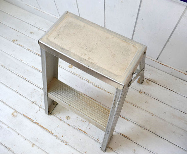 アメリカンビンテージ  アルミ製 ヴィンテージ ステップラダー 脚立 ガレージ ガーデニング USA