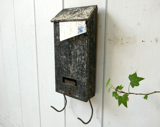 FULTON 新聞受け付き ブラック ティン製 ヴィンテージ メールボックス 郵便受け ポスト USA