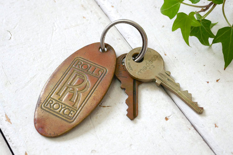 Rolls Royce ロールスロイス 英国 イギリス 高級車 真鍮製 ヴィンテージ キーホルダー オーナーズキーリング鍵 2本付き