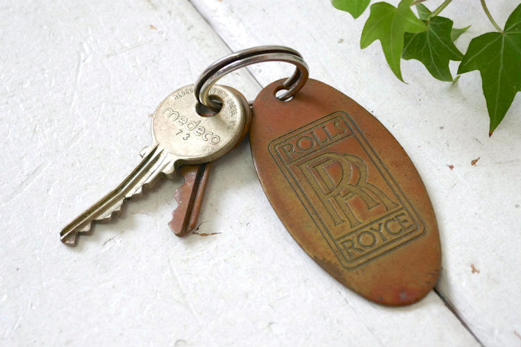 Rolls Royce ロールスロイス 英国 イギリス 高級車 真鍮製 ヴィンテージ キーホルダー オーナーズキーリング鍵 2本付き