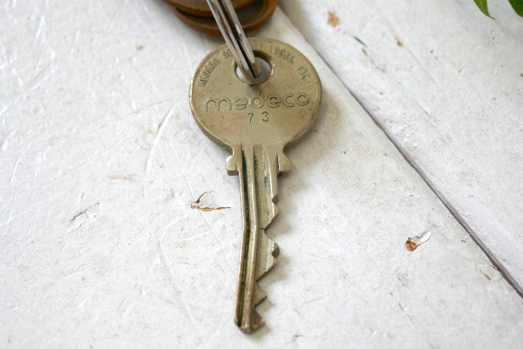 Rolls Royce ロールスロイス 英国 イギリス 高級車 真鍮製 ヴィンテージ キーホルダー オーナーズキーリング鍵 2本付き