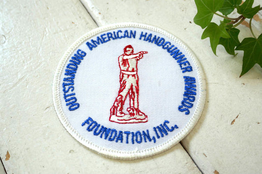 OUTSTANDING AMERICAN HANDGUNNER AWARDS FUUNDATION,INC ハンドガンピストル アメリカンビンテージ 刺繍 ワッペン USA