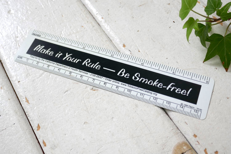 Make it Your Rule - Be Smoke-Free! タバコ 煙草をやめたい 禁煙グッズ NO SMOKING 肺画像 メッセージ付き　ルーラー　定規　USA