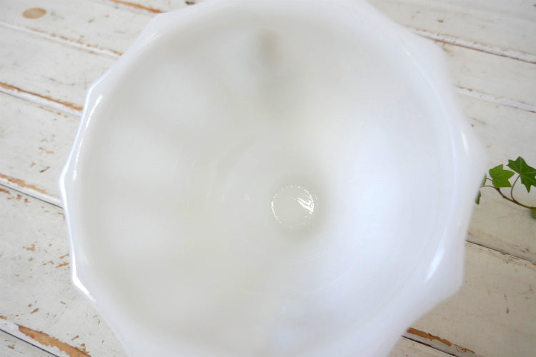 E.O. Brody Co ミルクガラス製 足付き 60's ヴィンテージ フルーツボウル キャンディボウル フラワーベース 花瓶 USA