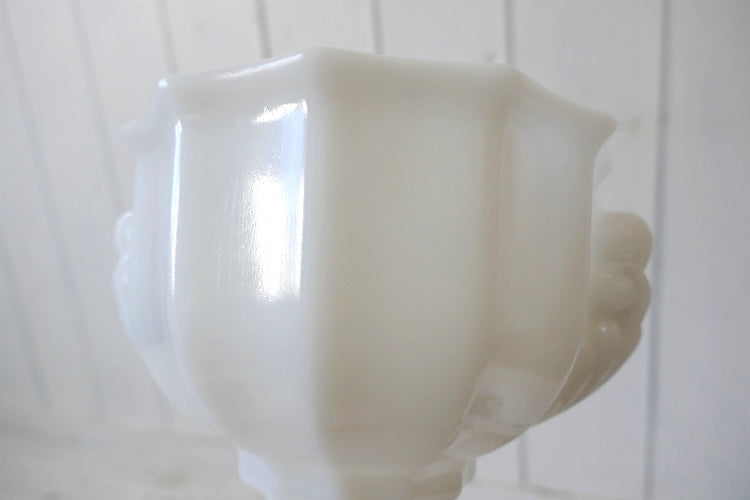 E.O. Brody Co ミルクガラス製 足付き 60's ヴィンテージ フルーツボウル キャンディボウル フラワーベース 花瓶 USA