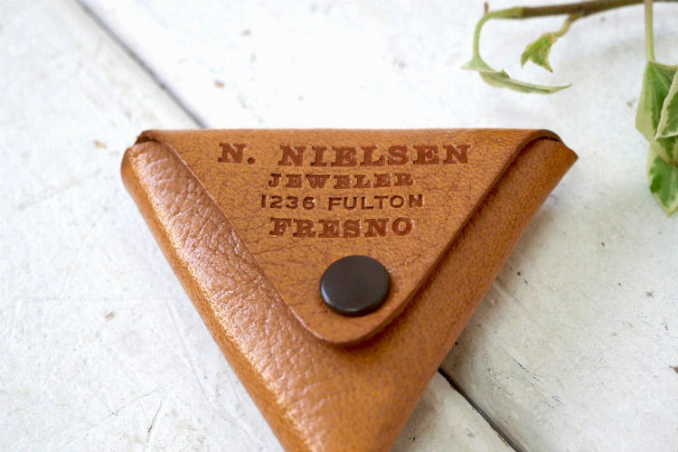 USA カリフォルニア FRESNO 革製 1940's~50's デッドストック ビンテージ アドバタイジング レザー コインケース キーホルダー