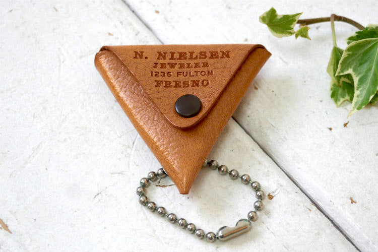 USA カリフォルニア FRESNO 革製 1940's~50's デッドストック ビンテージ アドバタイジング レザー コインケース キーホルダー