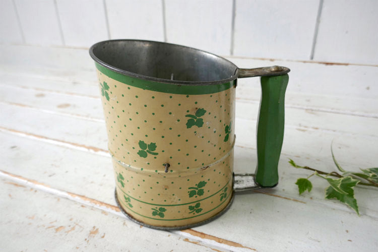 ミントグリーン×クリーム リーフ柄 木製ハンドル 1930~40's ヴィンテージ 粉ふるい シフター フラワーシフター キッチンツール USA
