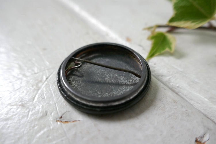 スカル District EOM 骸骨 ヴィンテージ  ドクロ 缶バッジ USA ファッション アクセサリー