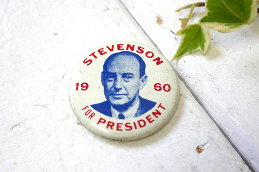 アドレー・スティーブンソン STEVENSON 1960 FOR PRESIDENT 大統領選挙 政治家 写真 ヴィンテージ イニシャル  缶バッジ USA