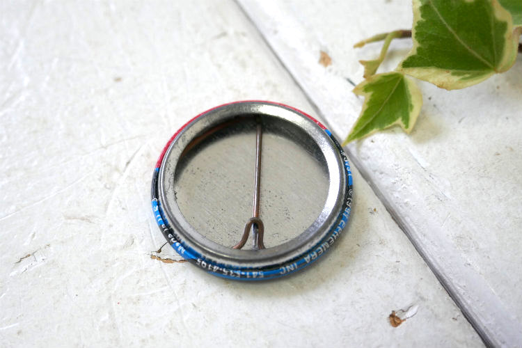 I'VE STEPPED IN PUDDLES DEEPER THAN YOU メッセージ付き ヴィンテージ 缶バッジ USA アクセサリー