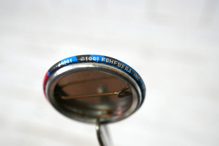 I'VE STEPPED IN PUDDLES DEEPER THAN YOU メッセージ付き ヴィンテージ 缶バッジ USA アクセサリー