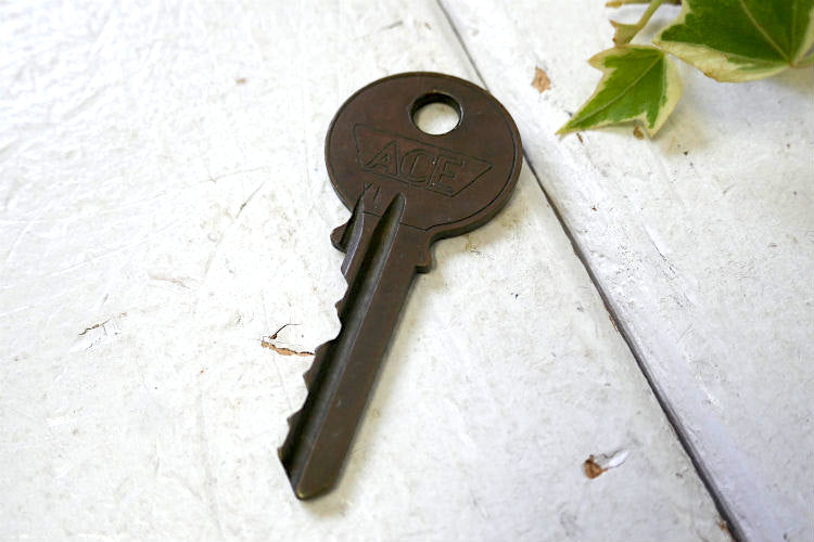 ACE アメリカ ホームセンター ヴィンテージ KEY USA 真鍮製 OLD キー 鍵