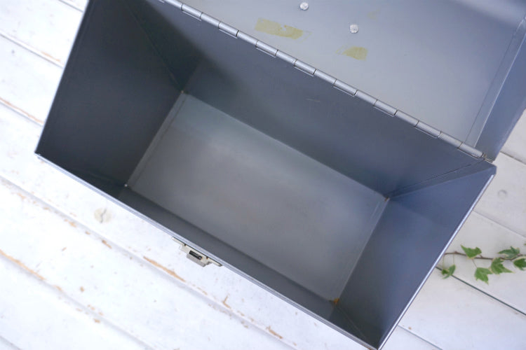 インダストリアル 鍵付き グレー スチール製 ヴィンテージ ファイルケース 書類ケース USA