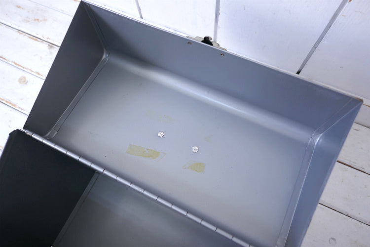 インダストリアル 鍵付き グレー スチール製 ヴィンテージ ファイルケース 書類ケース USA