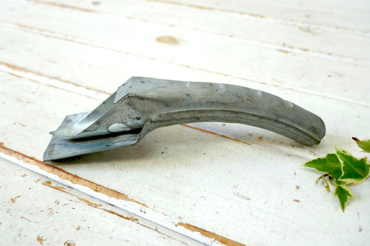 オイル缶 オープナー MADE IN USA ヴィンテージ 栓抜きボトルオープナー 自動車関連　ガレージ雑貨　DIY 工具 インダストリアル