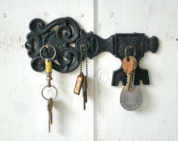 KEY レトロ 鍵型 キャストアイアン製 ヴィンテージ キーフック 鍵掛け ウォールデコ
