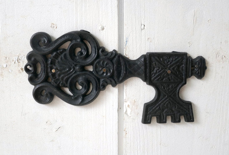 KEY レトロ 鍵型 キャストアイアン製 ヴィンテージ キーフック 鍵掛け ウォールデコ