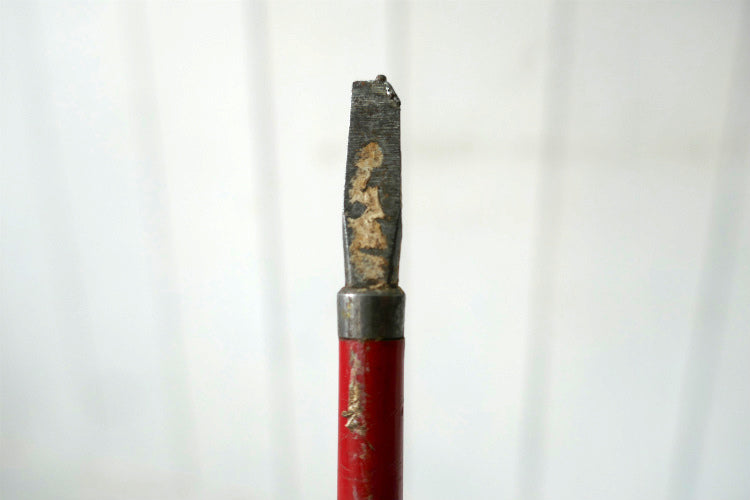 USA ヴィンテージ　マイナス ドライバー　工具　TOOLS レッドカラー クラシックハンドル　ペンキ付き