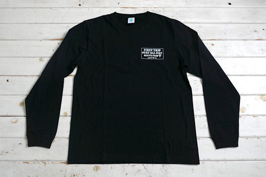 First Trip Surf All Day ファーストトリップ カレッジロゴ バックプリント ブラック ロングスリーブTシャツ ロンT 新品 アパレル