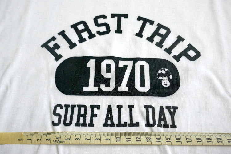 First Trip Surf All Day ファーストトリップ カレッジロゴ ホワイト ロングスリーブTシャツ ロンT 新品 アパレル