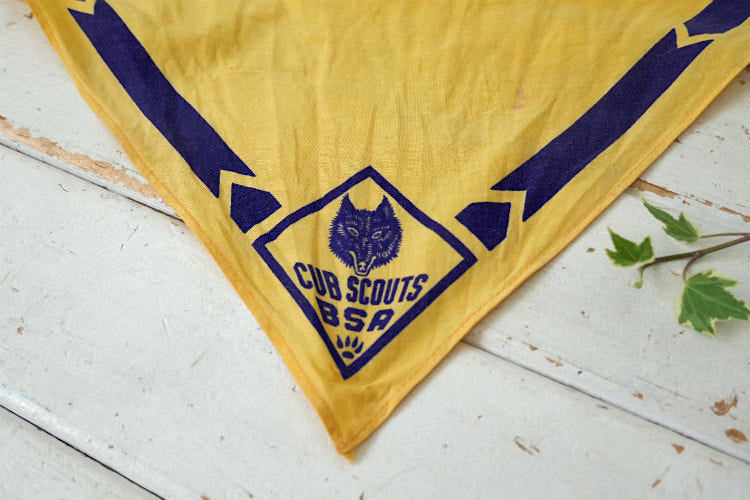 CUB SCOUTS BSA カブスカウト ボーイスカウト オオカミ イエロー 三角 60's ヴィンテージ バンダナ