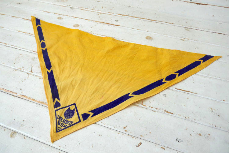 CUB SCOUTS BSA カブスカウト ボーイスカウト オオカミ イエロー 三角 60's ヴィンテージ バンダナ