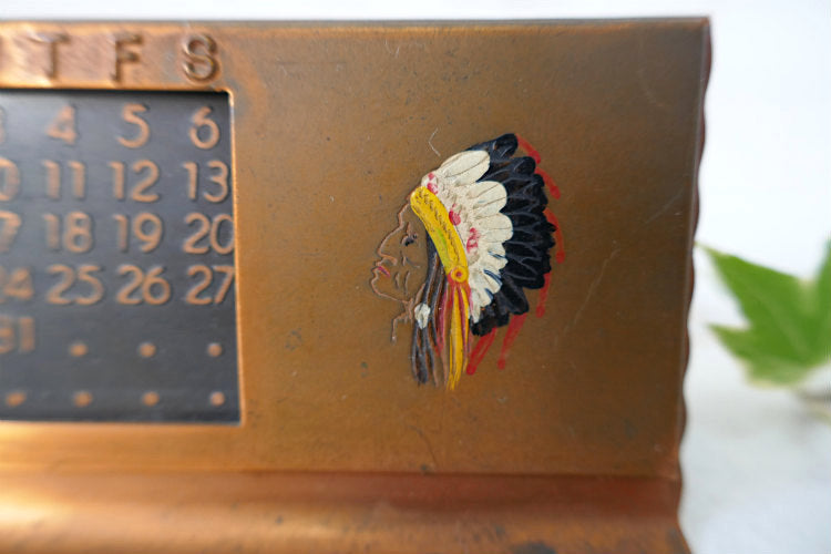 ネイティブアメリカン 酋長 インディアン コッパー製 50's ヴィンテージ デスクカレンダー 卓上カレンダー スーベニア品 USA